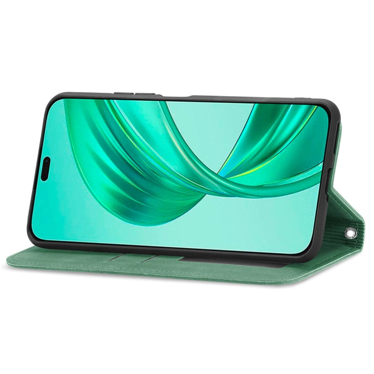 For Honor X8b Retro Skin Feel Magnetic Flip Leather Phone Case(Green)