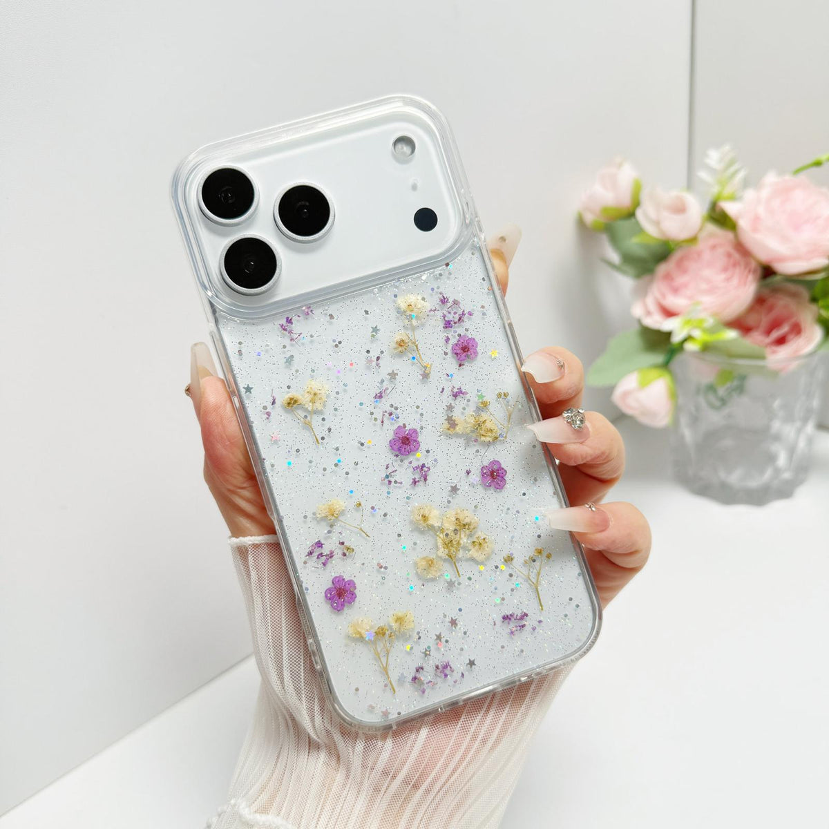 Compatible with iPhone 18 Pro Max Gypsophila Flowers Pattern TPU Protective Phone Case - Purple