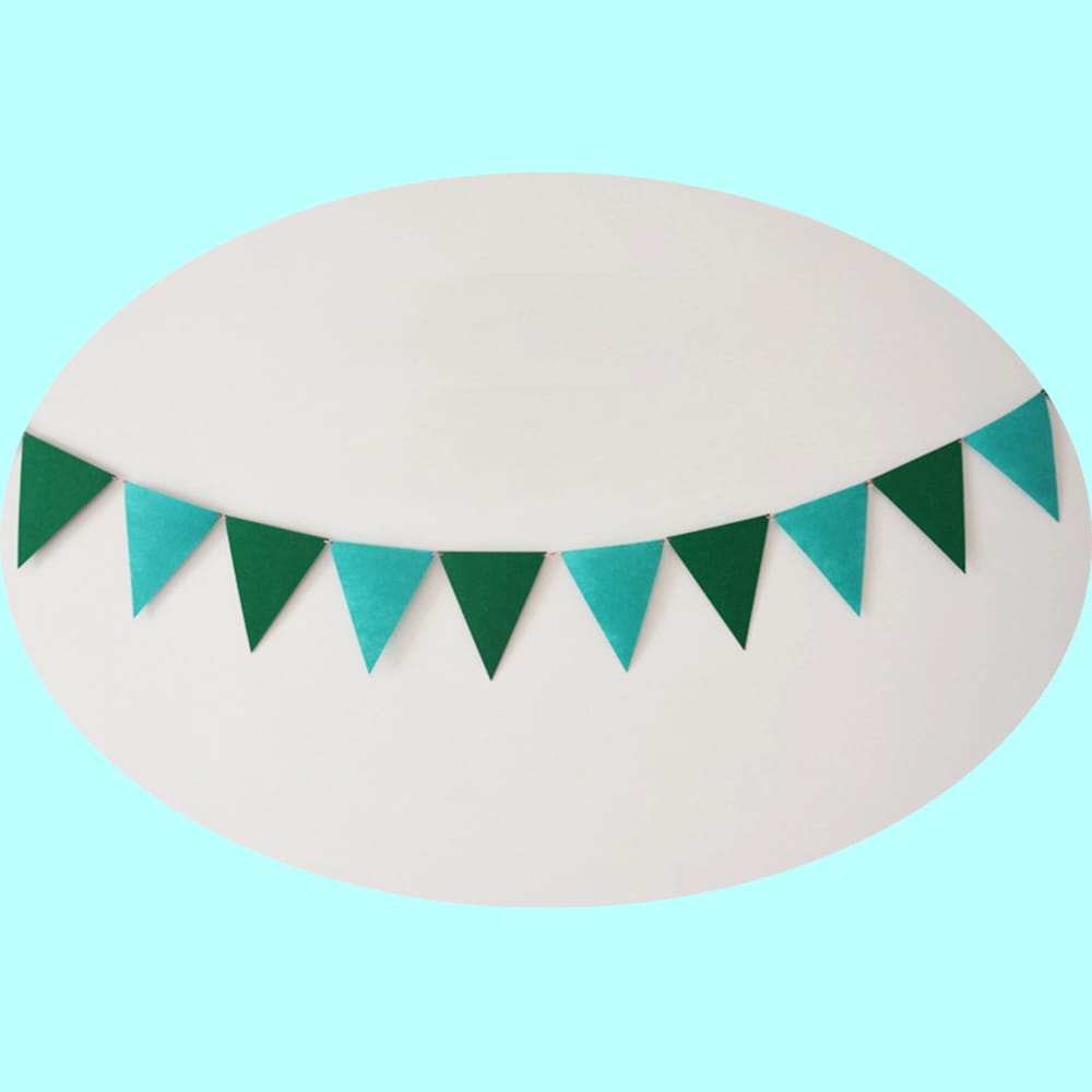 12 Flags Felt Bunting Multi-Colored Pennant Fabric Triangle - Green Series