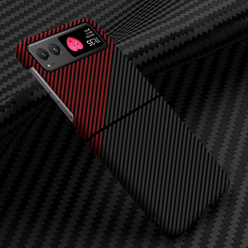 Uniqkart for Motorola Razr 40 5G Carbon Fiber Texture Hard PC Phone Cover Drop-proof Phone Case - Black+Red
