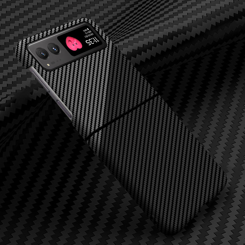 Uniqkart for Motorola Razr 40 5G Carbon Fiber Texture Hard PC Phone Cover Drop-proof Phone Case - Black+Silver