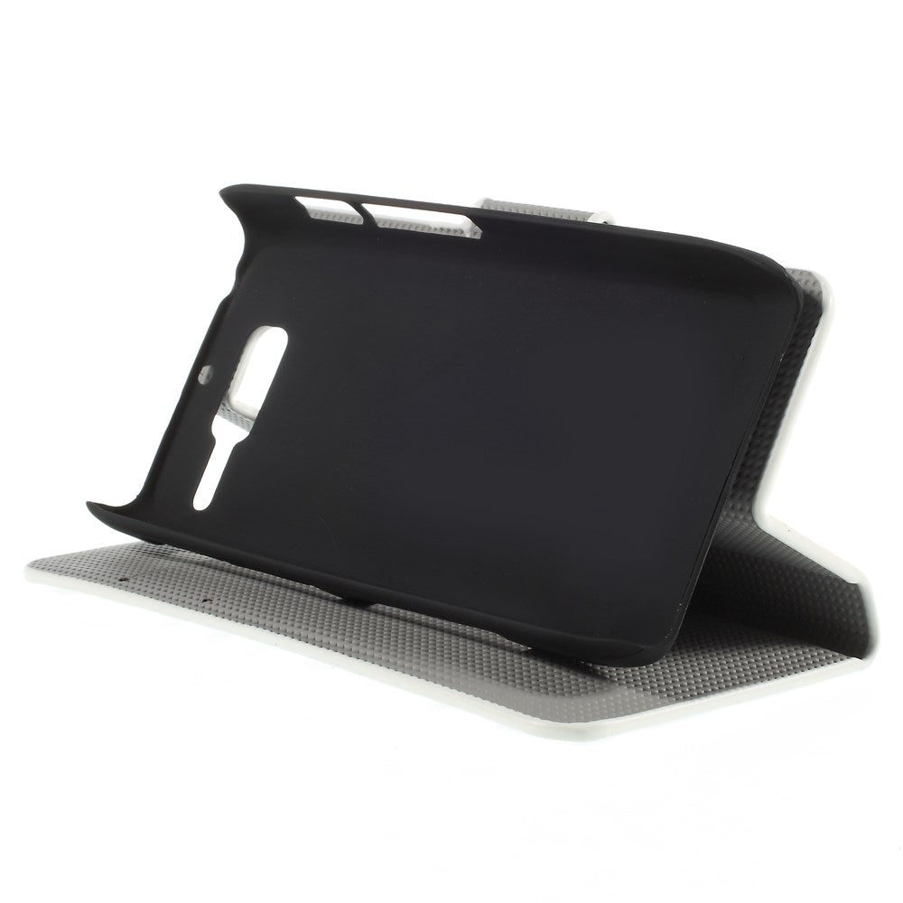 Zebra Stripe Magnetic Leatherette Stand Cover for Motorola RAZR D3 XT919 XT920