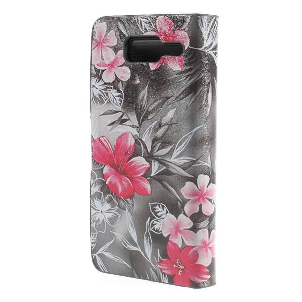 Blooming Flowers Magnetic Leatherette Case Cover for Motorola RAZR D3 XT919 XT920