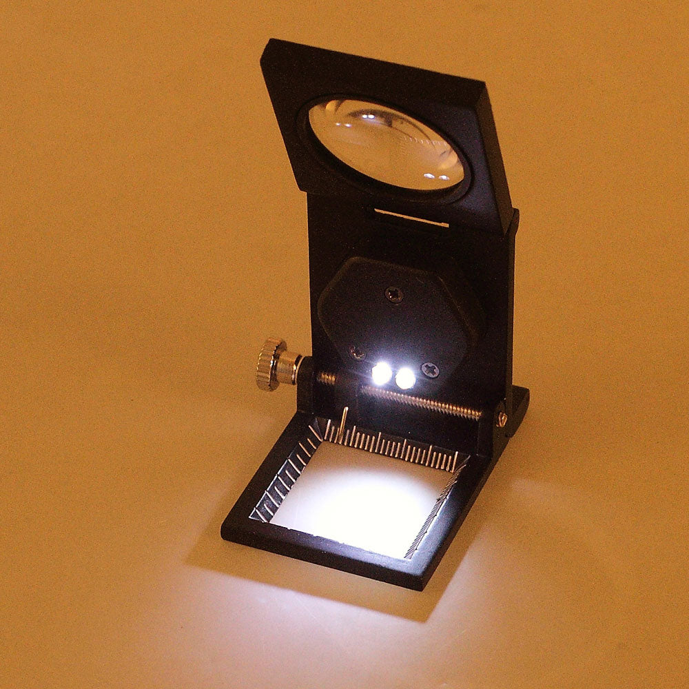 Pocket Foldable Magnifier with Scale and LED for Jewel Identification