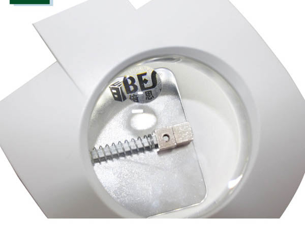 Uniqkart BST-8611BL 3X/8X Magnifying Glass Desk 3.5W LED Lamp - AC 110V