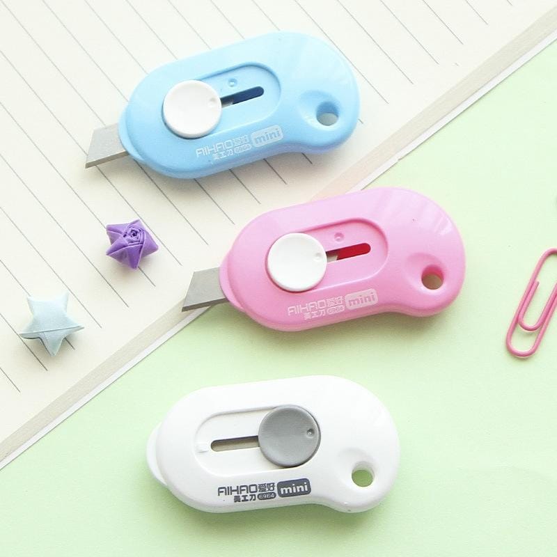 Cute Solid Mini Portable Knife Paper Cutter Razor Blade Office Stationery (Pink)