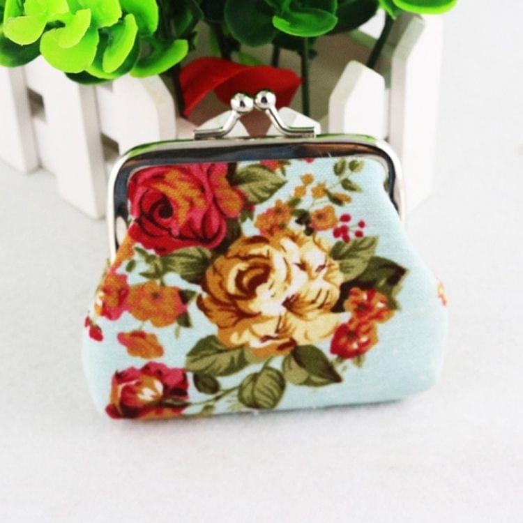 4 PCS Women Coin Purse Retro Flower Clutch Hasp Purse(White)