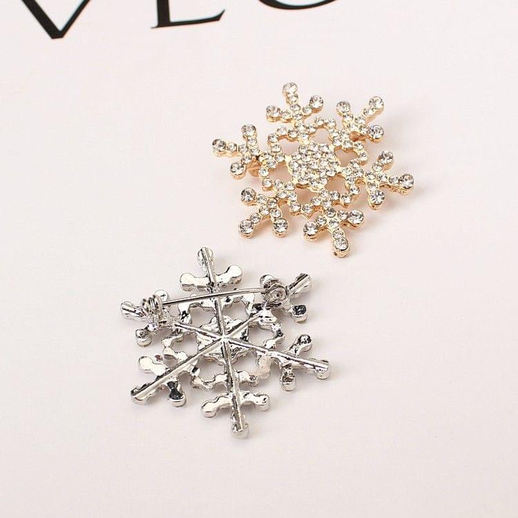 Fashion Water Drill Christmas Snowflake Brooch(Silver)