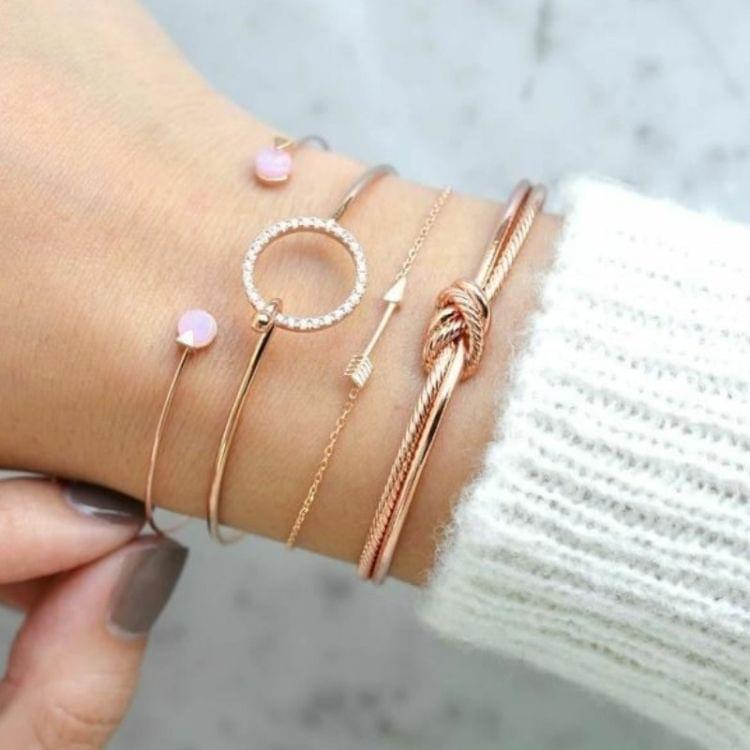 4 PCS/Set Arrow Multilayer Open Adjustable Round Crystal Bracelet Set for Women(gold)
