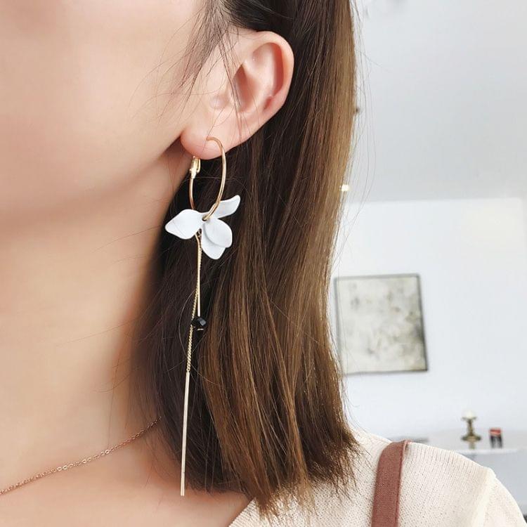 Simple Elegant Flower Petal Asymmetric Earrings for Women(Green)