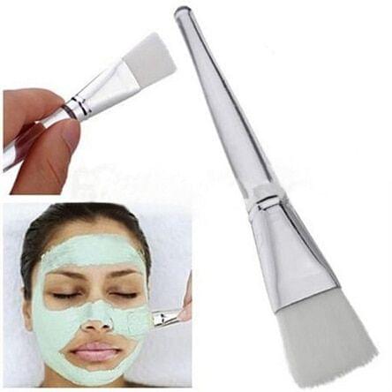 Facial Mask Brush Face Eyes Makeup Cosmetic Beauty Soft Concealer Brush High Quality Makeup Tools(WHITE)