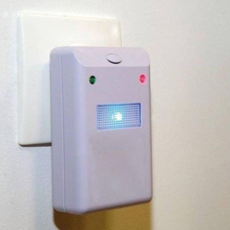 220V Electronic Pest Repellent Mouse Repellent Repeller, EU Plug(White)