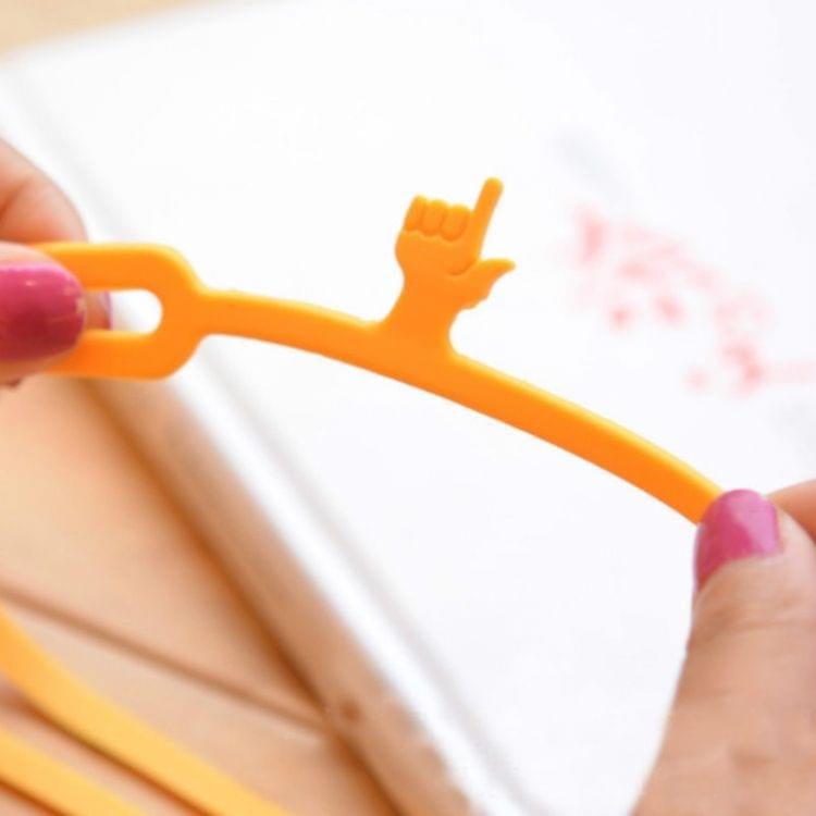 5 PCS Silicone Bookmarks Elasticity Finger Bookends Book Clip Organizer Random Color Delivery