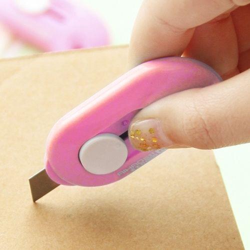 Cute Solid Mini Portable Knife Paper Cutter Razor Blade Office Stationery(Pink)