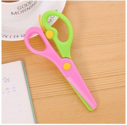 2 PCS 137mm Mini Safety Round Head Plastic Scissors Student Kids Paper Cutting Minions Kindergarten School Supplies(Green Pink)