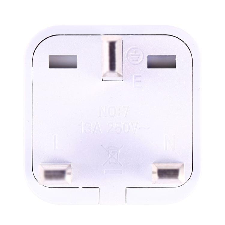 Portable Universal Socket to UK Plug Power Adapter Travel Charger (White)