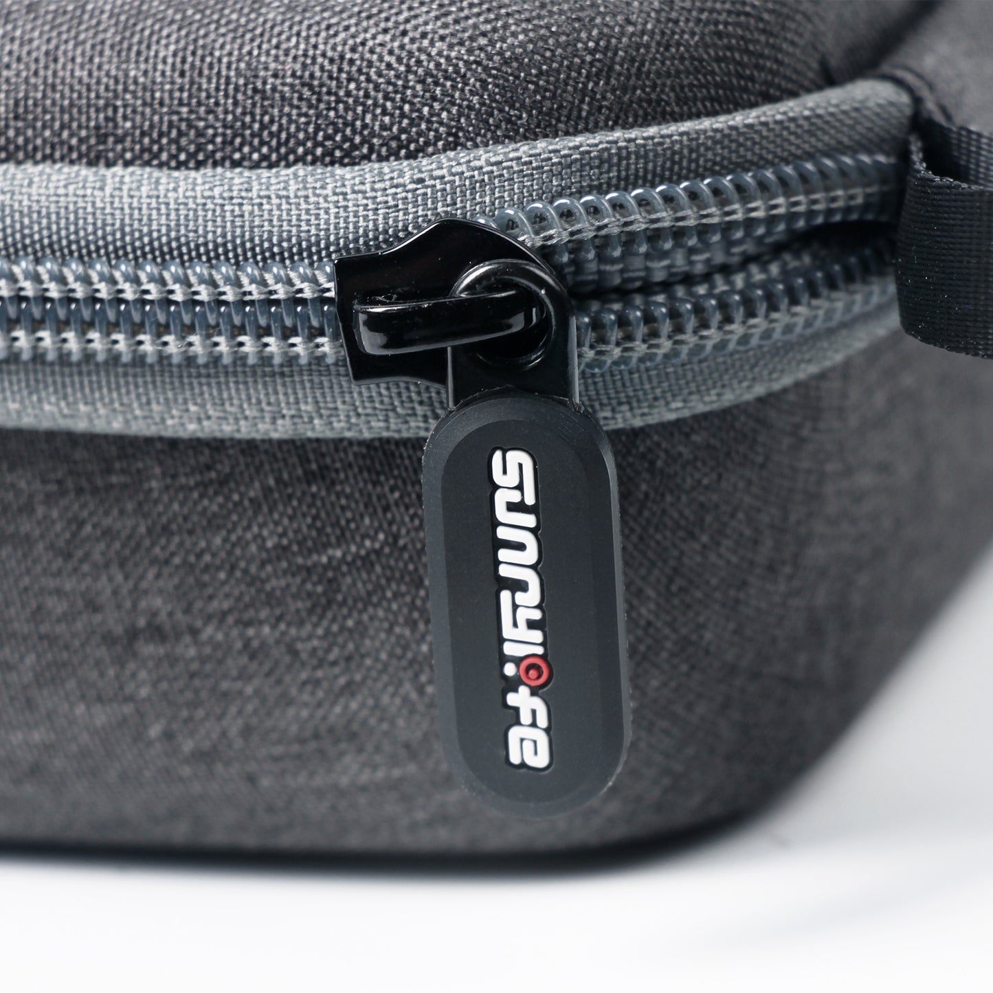 SUNNYLIFE B87 AGDY01 Anti-scratch Storage Case Portable Zipper Bag with Carabiner for DJI Action 2