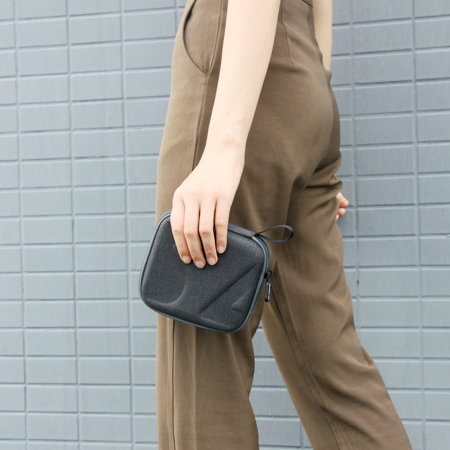 SUNNYLIFE B87 AGDY01 Anti-scratch Storage Case Portable Zipper Bag with Carabiner for DJI Action 2