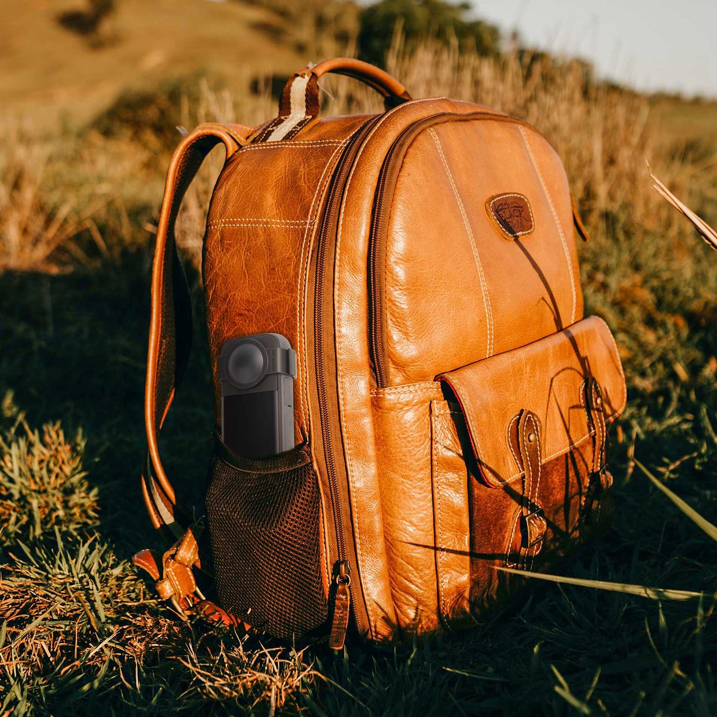 Uniqkart IST-G517 Lens Protector for Insta360 X3 Lens Guard Anti-Scratch Camera Lens Cover with Buckle Lock