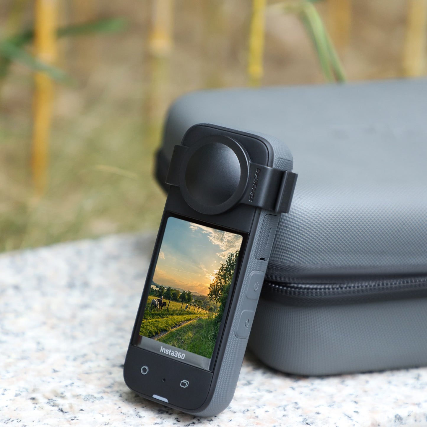 Uniqkart IST-G517 Lens Protector for Insta360 X3 Lens Guard Anti-Scratch Camera Lens Cover with Buckle Lock