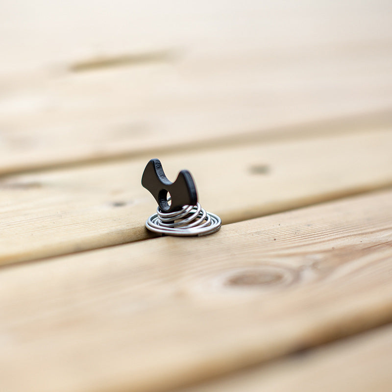 Blackdog BD-ZPPJ002 2Pcs Camping Wooden Board Tent Pegs Rope Buckle Plank Floor Spring Fishbone Anchor Deck Stakes Nail