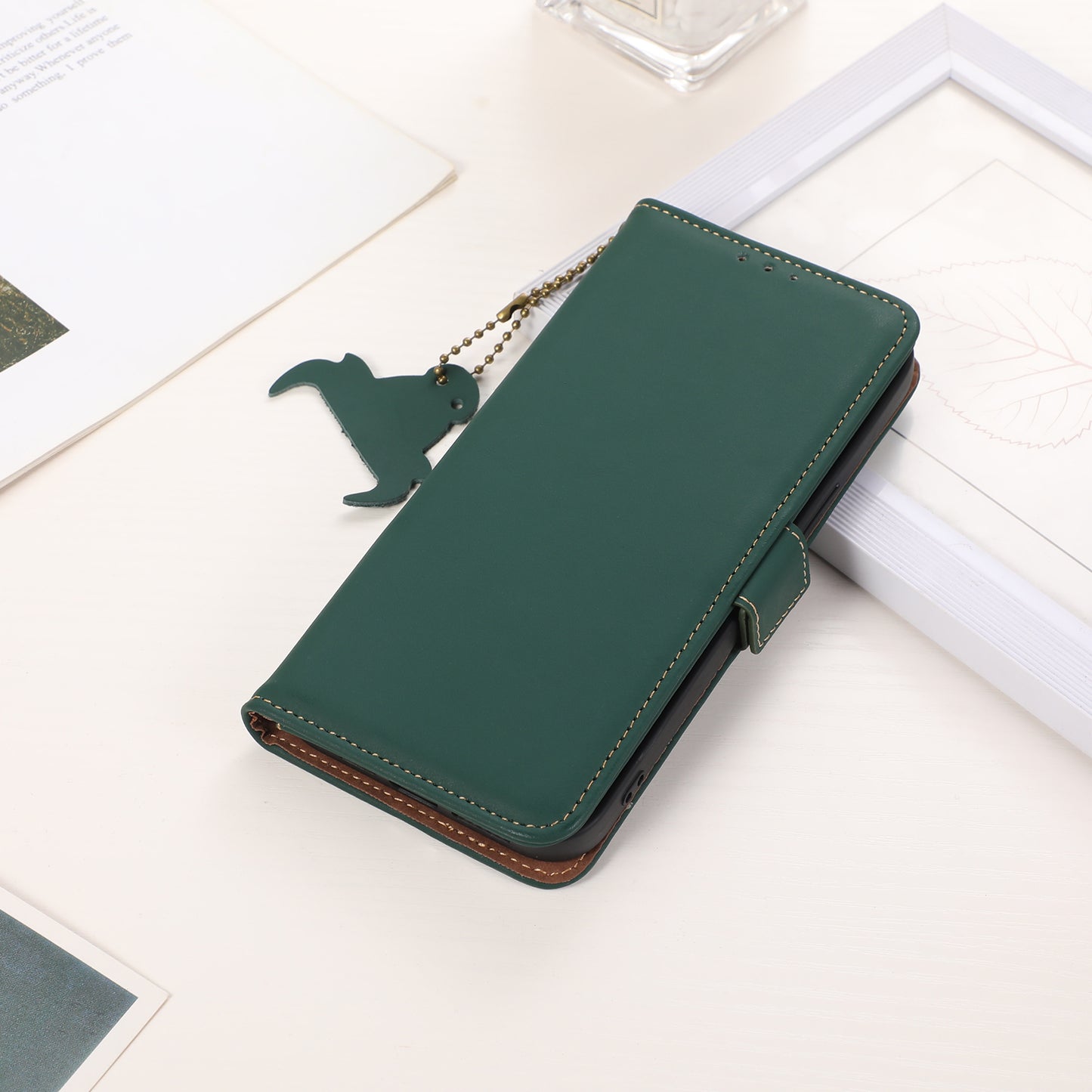 For OnePlus 11 5G Phone Case Genuine Leather Flip Cover RFID Blocking Wallet Case - Green