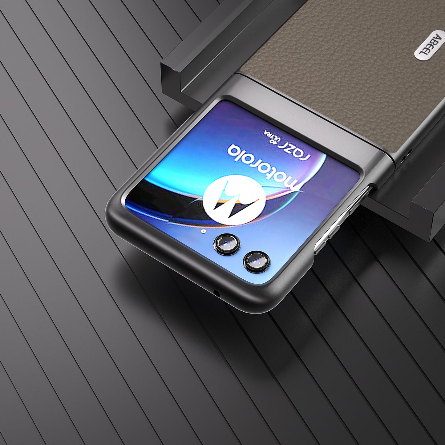 Uniqkart For Motorola Razr 40 Ultra 5G Cowhide Leather Coated PC Phone Case Litchi Texture Phone Cover - Khaki