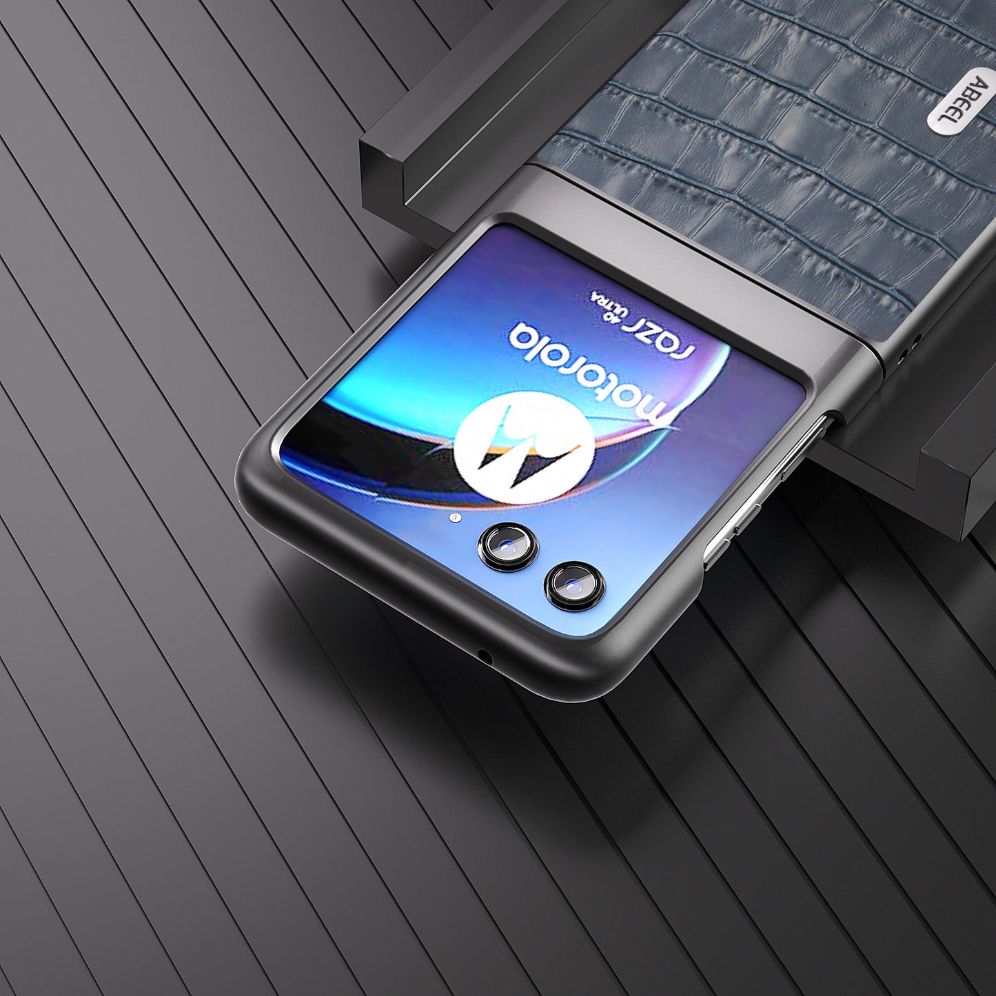 Uniqkart For Motorola Razr 40 Ultra 5G Phone Case Genuine Cow Leather Crocodile Texture Slim Phone Cover - Blue