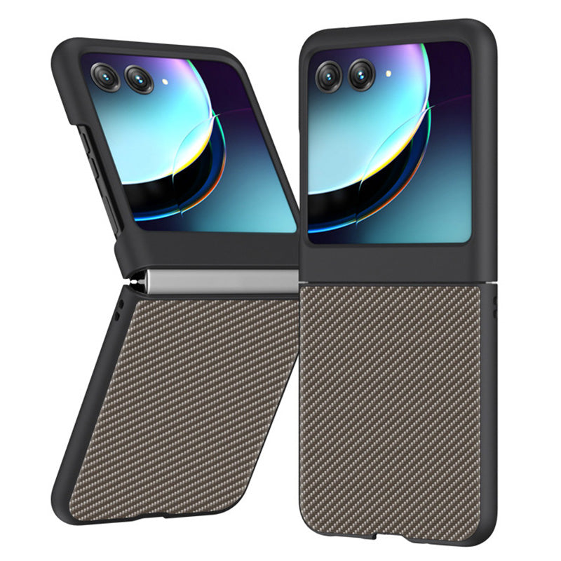 Uniqkart for Motorola Razr 40 Ultra 5G Anti-Drop Phone Case Fiber Carbon Texture PC Phone Cover - Gold