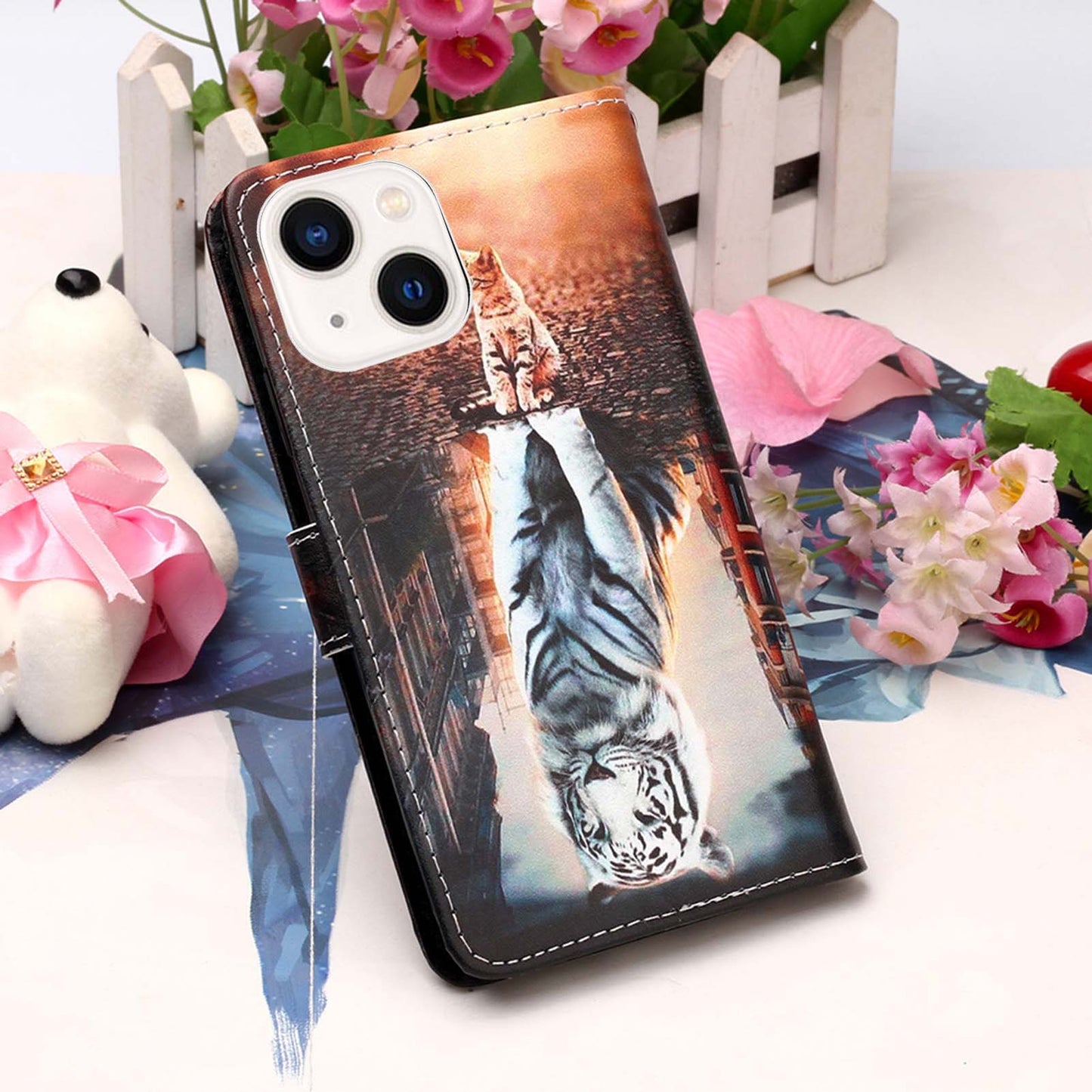 YB Pattern Printing Leather Series-4 for iPhone 15 Wallet Phone Case PU Leather Stand Cover - Cat and Tiger