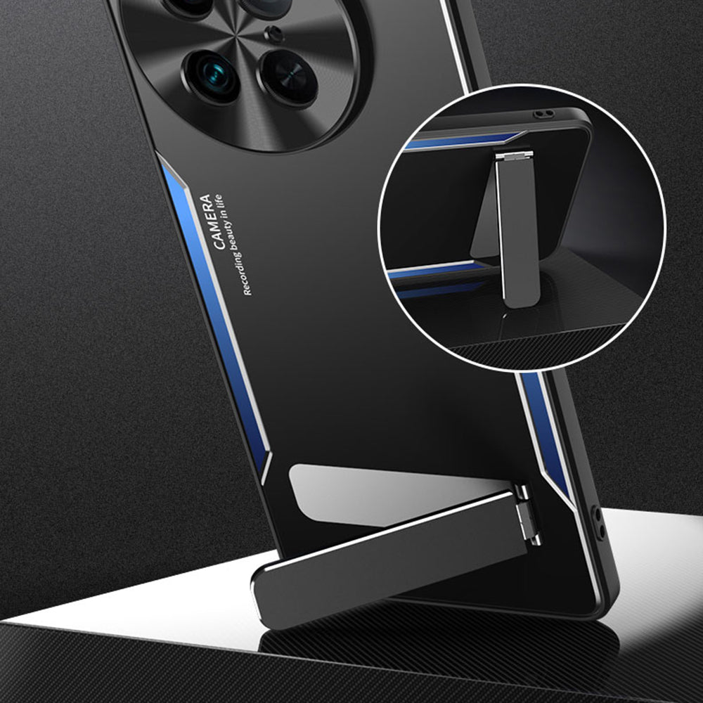 Uniqkart for vivo X90 Pro 5G TPU+Aluminium Alloy Shockproof Case Kickstand Phone Cover - Gold