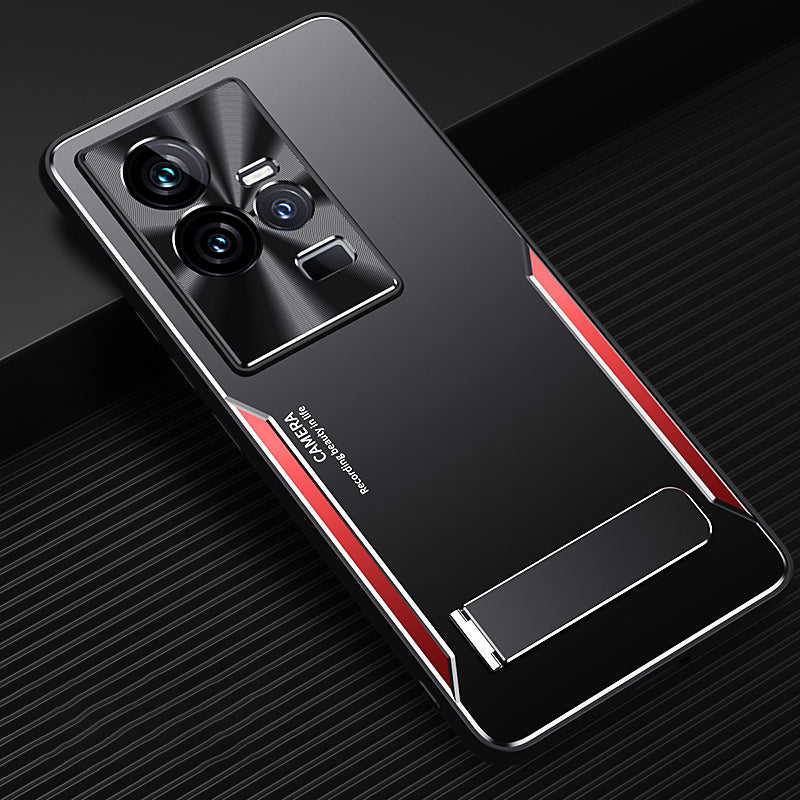 Uniqkart for vivo iQOO 11 5G TPU+Aluminium Alloy Cell Phone Shell Cover Kickstand Anti-Scratch Phone Case - Red