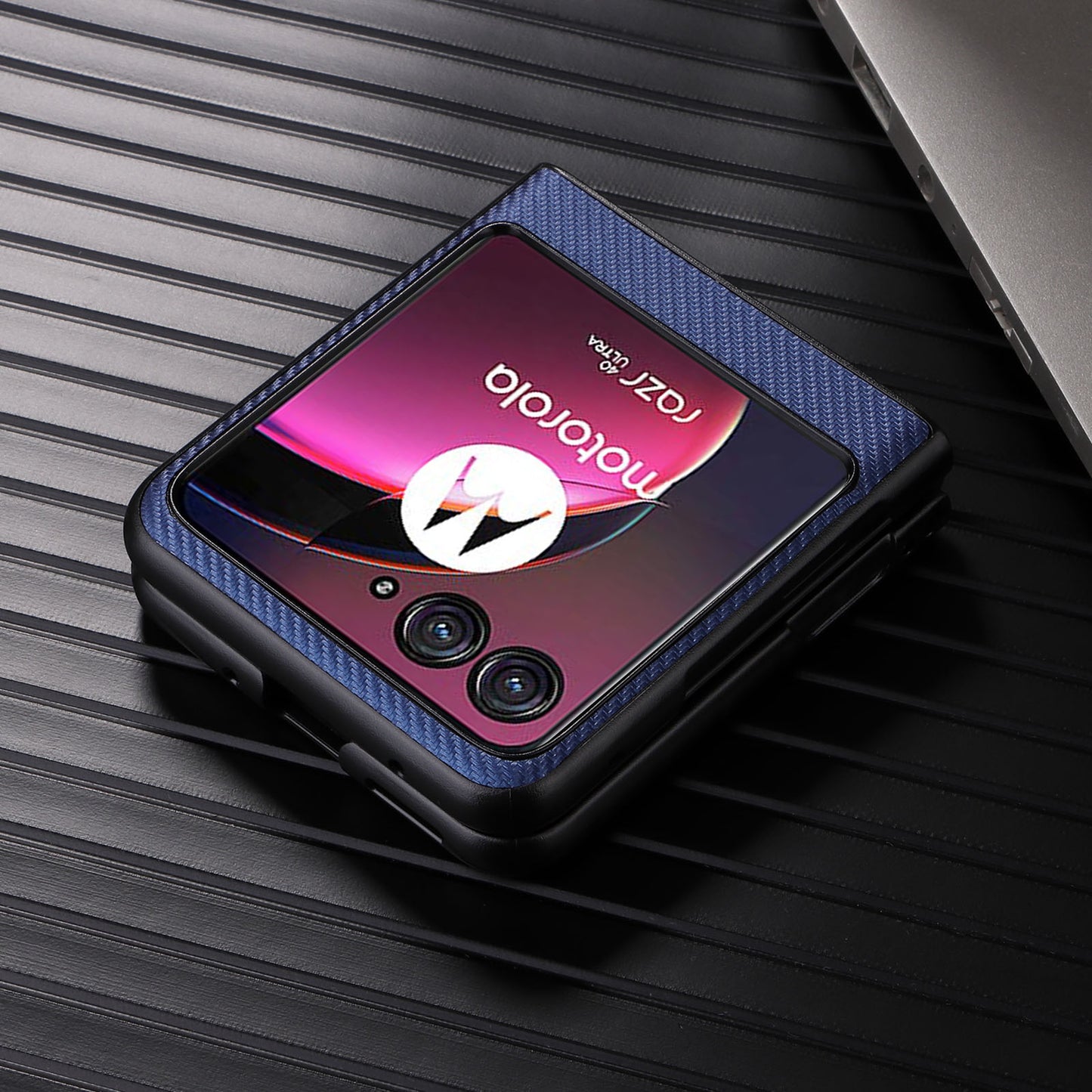 Uniqkart for Motorola Razr 40 Ultra 5G Carbon Fiber Texture Phone Case PU Leather Coated PC Cover - Blue