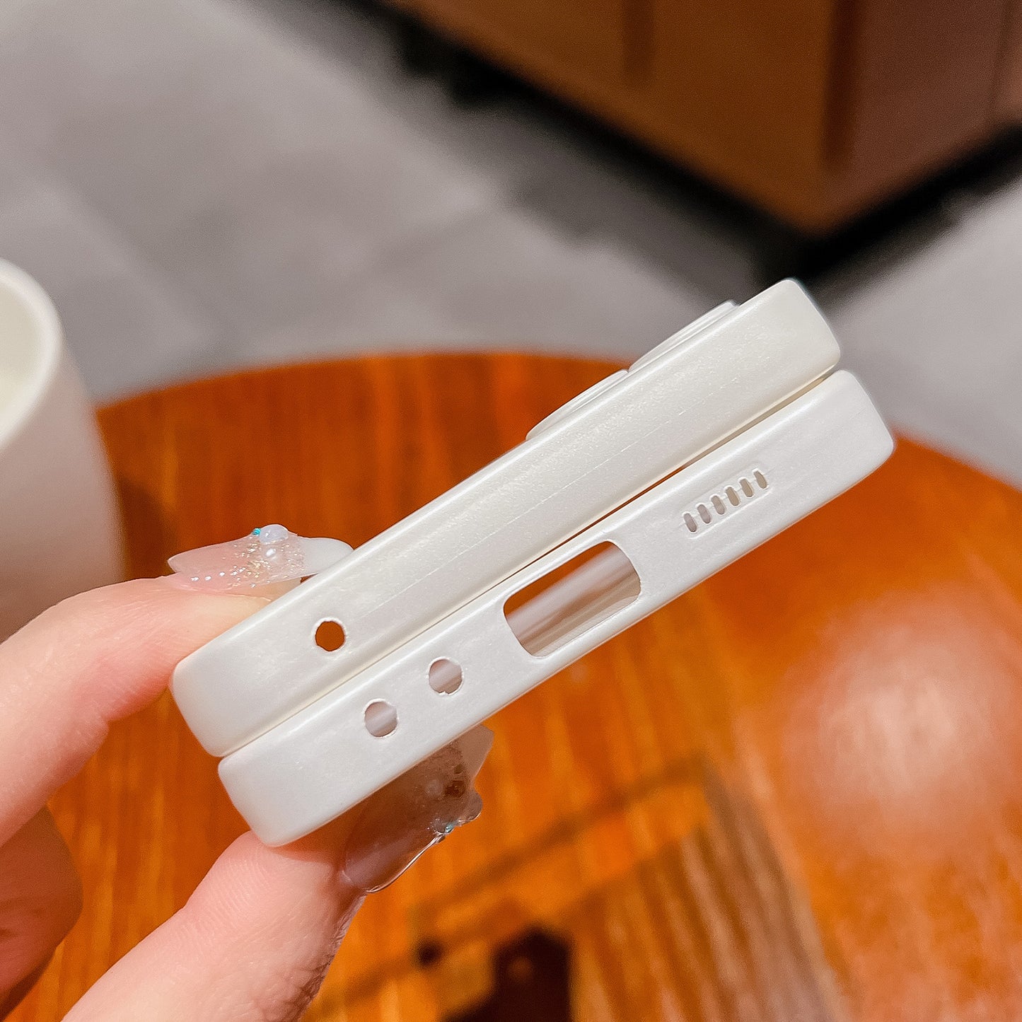 Uniqkart for Samsung Galaxy Z Flip5 5G Magnetic Phone Case Hard PC Skin Touch Feel Protective Cover - Black