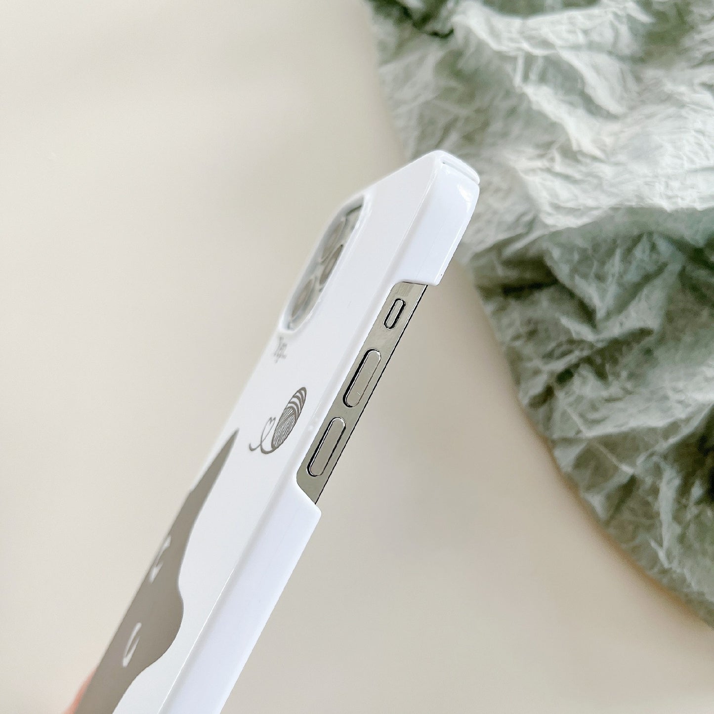 Uniqkart for iPhone 12 Pro Max 6.7 inch Hard PC Phone Case Pattern Printing Protective Glossy Phone Shell - Wool Black Cat