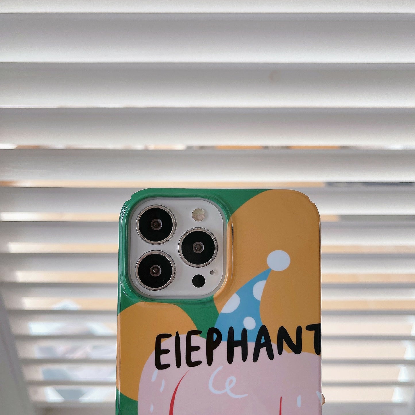 Uniqkart for iPhone 12 Pro Max 6.7 inch Hard PC Phone Case Pattern Printing Protective Glossy Phone Shell - Elephant