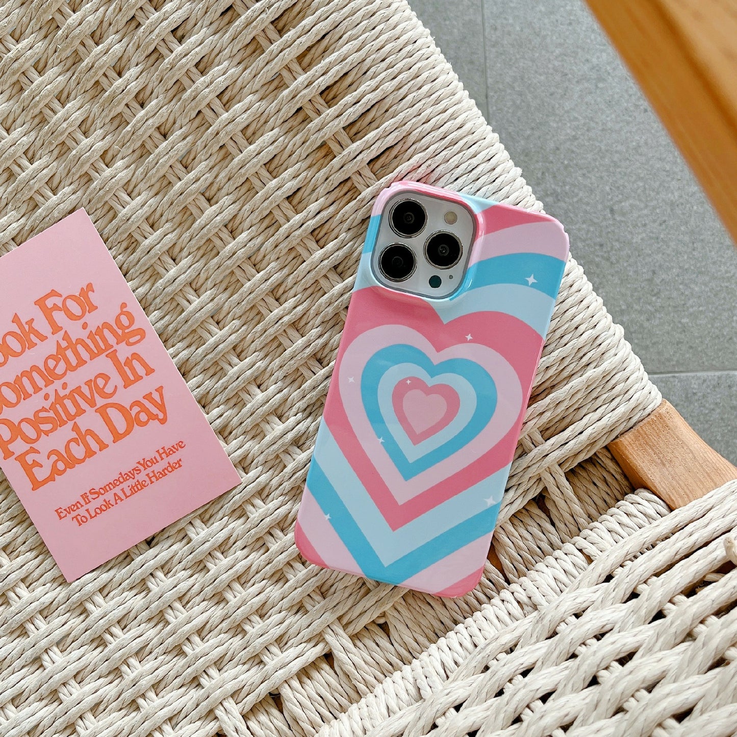 Hard PC Phone Cover for iPhone 12 Pro 6.1 inch Pattern Printing Anti-Drop Glossy Phone Case - Pink Blue Heart