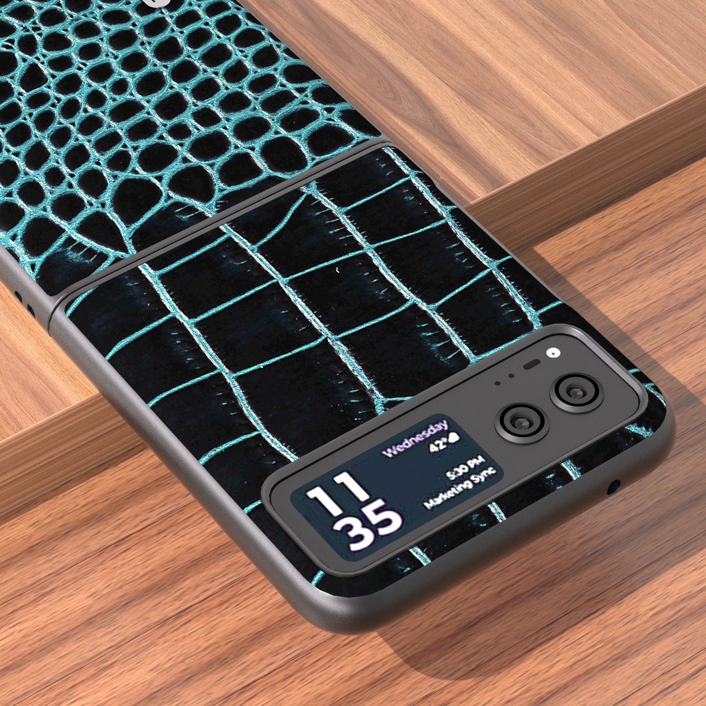 Uniqkart For Motorola Razr 40 5G Protective Case Genuine Cow Leather Coated PC Crocodile Texture Phone Cover - Blue