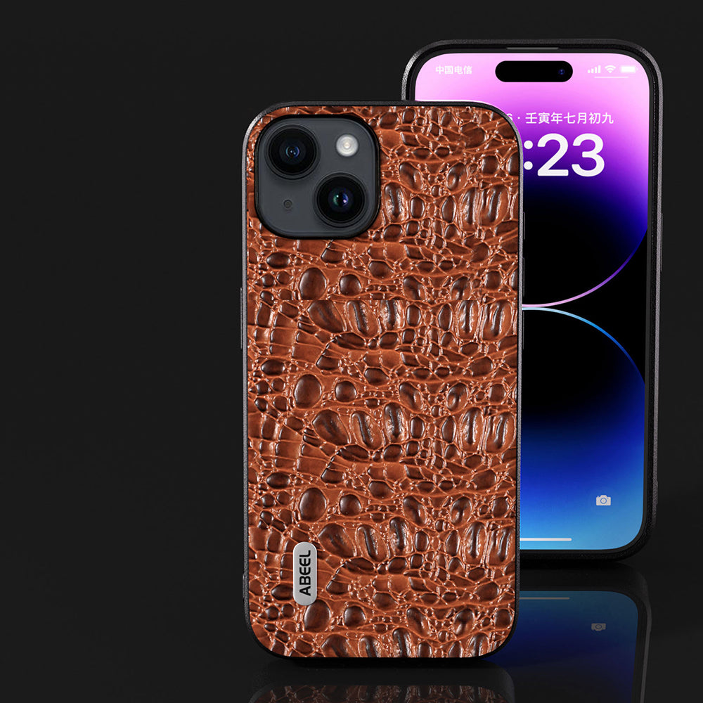 Uniqkart for iPhone 15 Slim-Fit Phone Case Genuine Cow Leather Coated PC+TPU Canopy Texture Cover - Brown