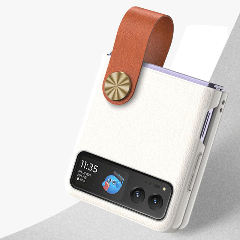 Uniqkart Shockproof Phone Case for Motorola Razr 40 Ultra 5G PU Leather Coated Hard PC Phone Cover with Strap Kickstand - White / Brown