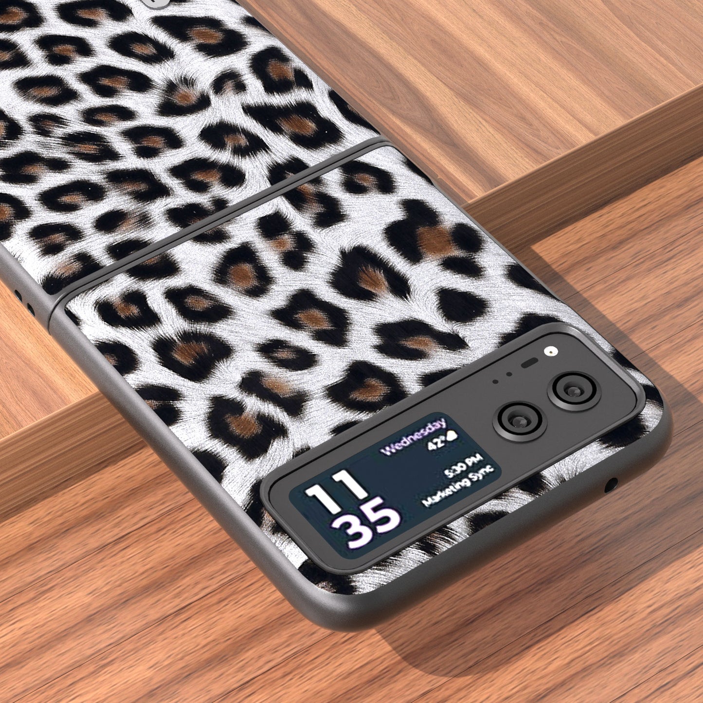 Uniqkart for Motorola Razr 40 5G Leopard Texture Phone Cover PU Leather + PC Scratch Resistant Case - Silver