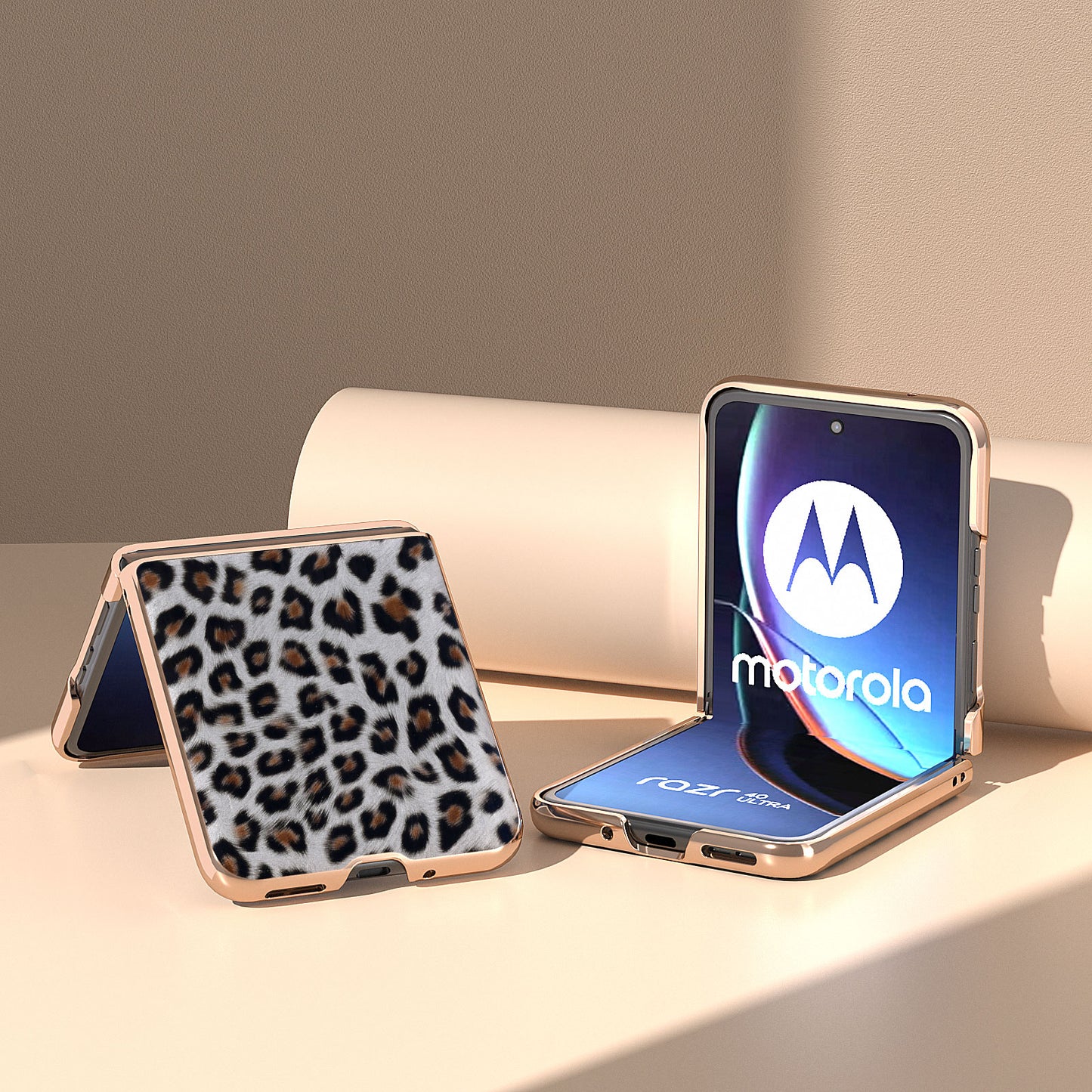 Uniqkart for Motorola Razr 40 Ultra 5G PU Leather + Hard PC Phone Case Nano Electroplating Leopard Pattern Cover - Silver