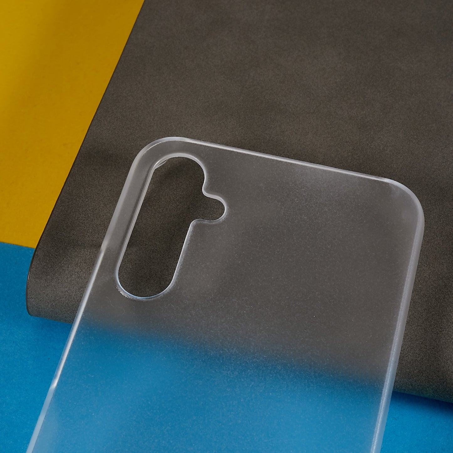 For Samsung Galaxy S24 Slim-Fit Phone Case Rubberized PC Anti-fall Phone Cover - Transparent