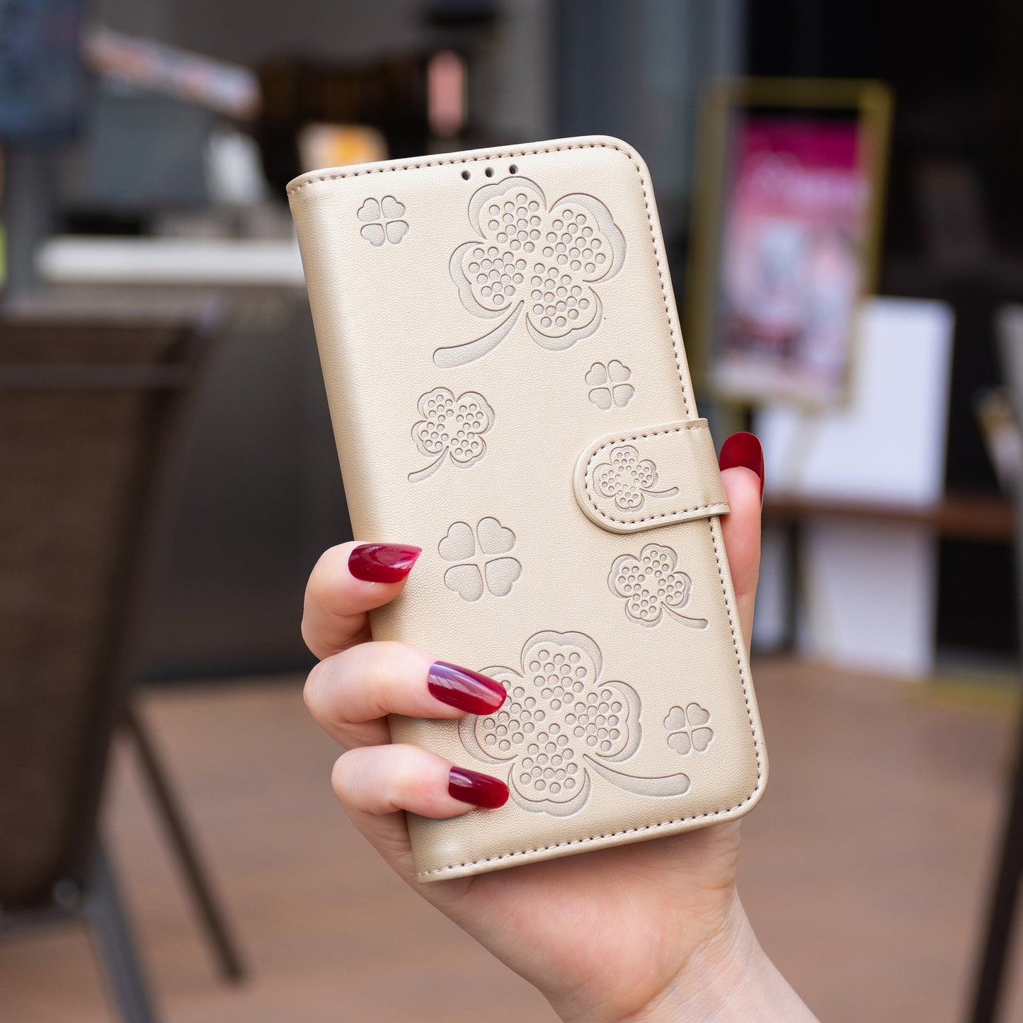 For Xiaomi Redmi Note 13 Pro 4G / Poco M6 Pro 4G Case Clover Pattern Magnetic Buckle Flip Phone Cover - Gold