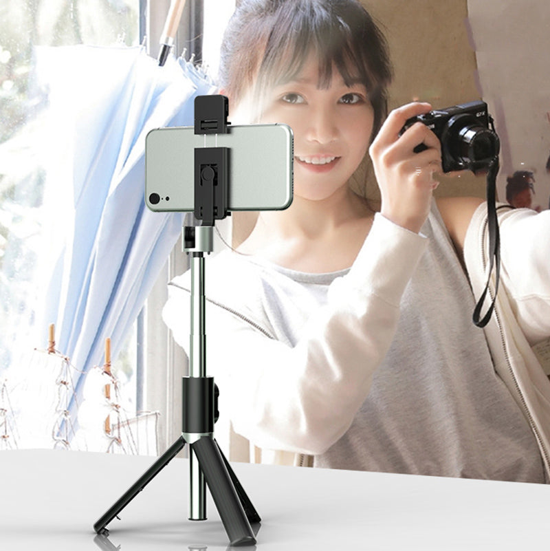 P60D Extendable Tripod 360 Degree Rotation Portable Bluetooth Mobile Phone Selfie Stick Monopod - Black