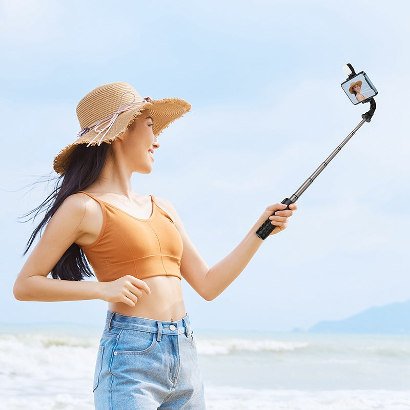 MCDODO MDD SS-1781 Aluminum Alloy Extendable Rod Selfie Stick Bluetooth Remote Control Tripod with Single Fill Light - Black