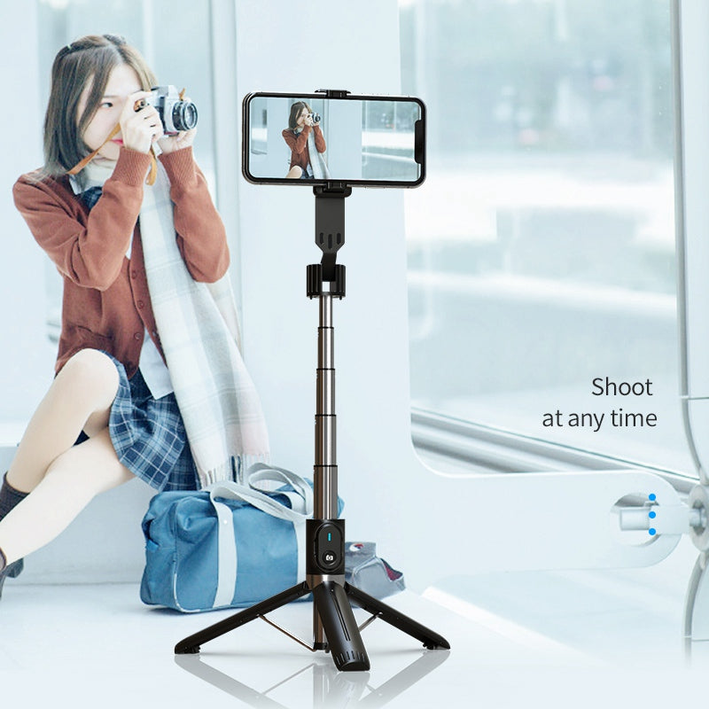 P90 1.1m Extension Selfie Stick Phone Clip Holder Wireless Remote Controlled Photography Tripod Stand - White