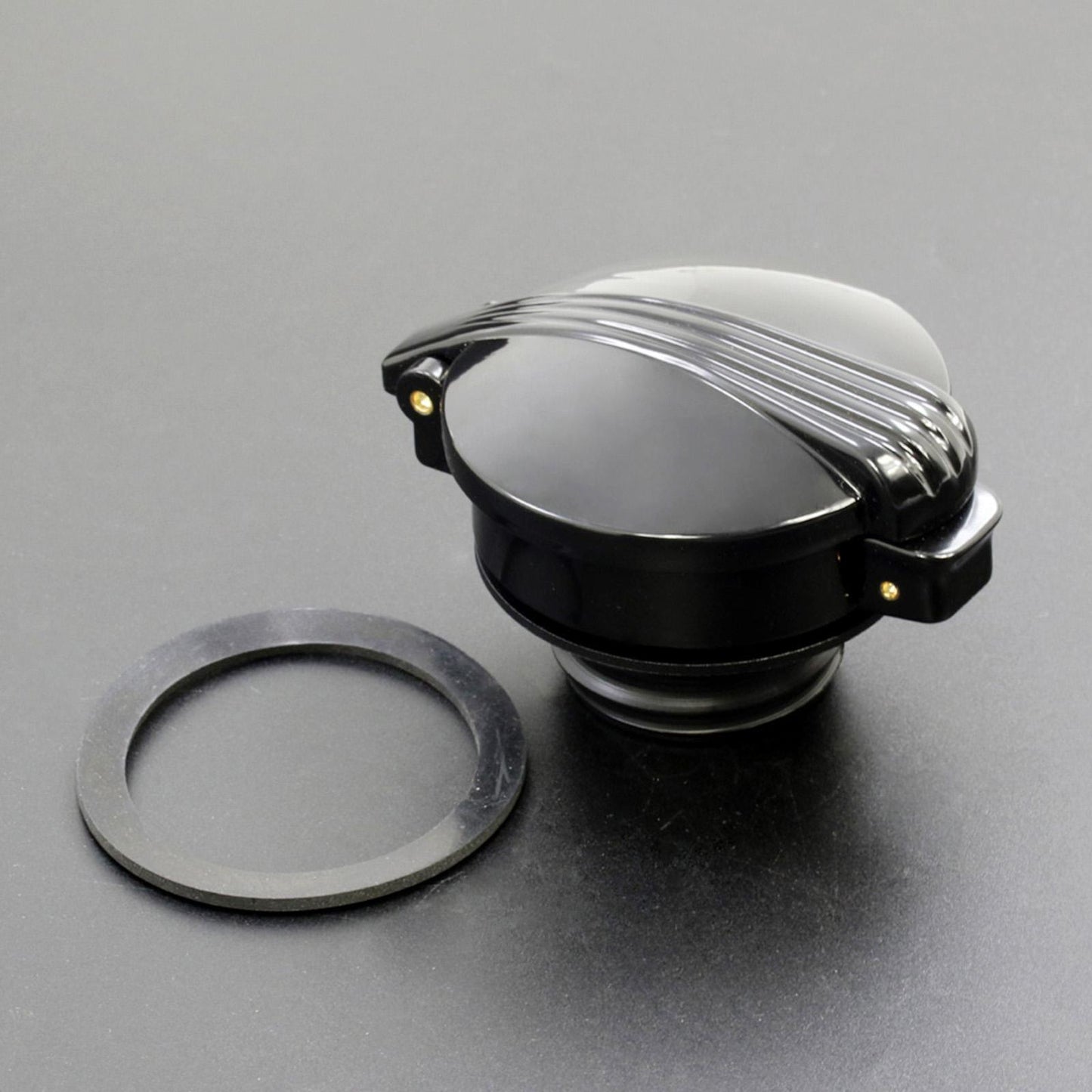 Aluminum Fuel Gas Tank Oil Cap Compatible with Harley XL 1200 883 X48 Black