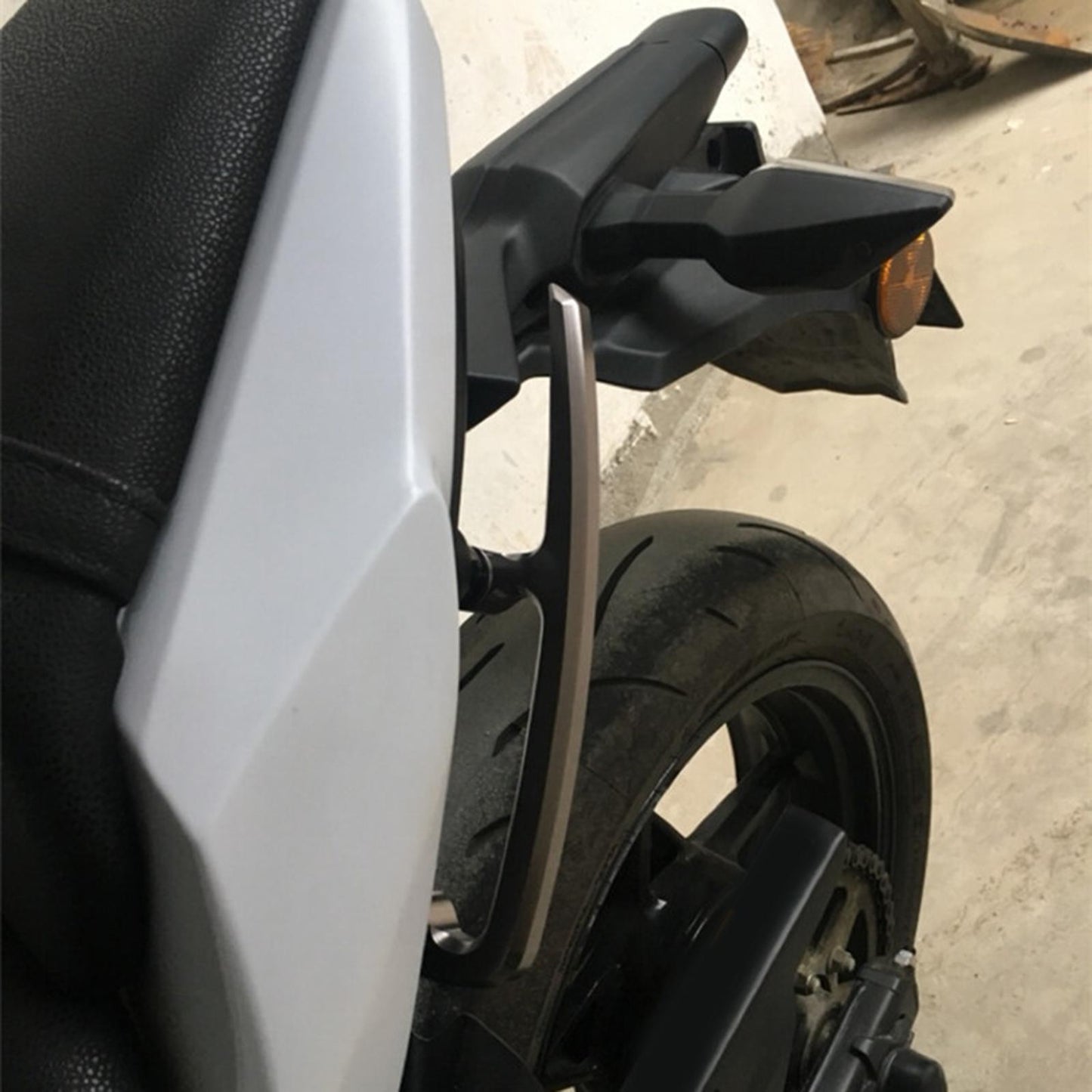 2 Pieces Motorbike Rear Seat Passenger Armrest Handle for Kawasaki Silver