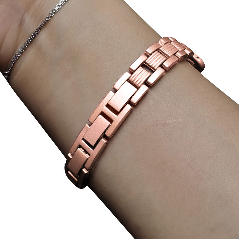 XINCUCO Stainless Steel Chrysanthemum Shaped Rhinestone Decor Watch Strap Replacement for Apple Watch Series 7 / 8 41mm / SE / SE(2022) / Series 6 / 5 / 4 40mm / Series3 / 2 / 1 38mm - Rose Gold